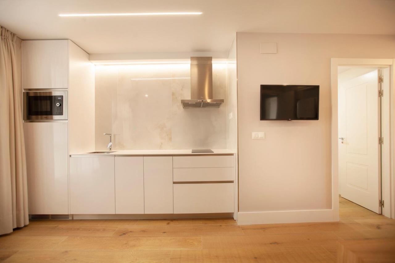 Apartamentos Reina Victoria Santander Esterno foto