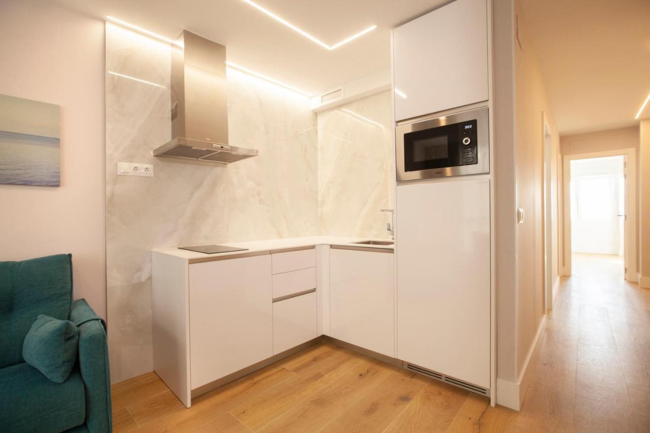 Apartamentos Reina Victoria Santander Esterno foto