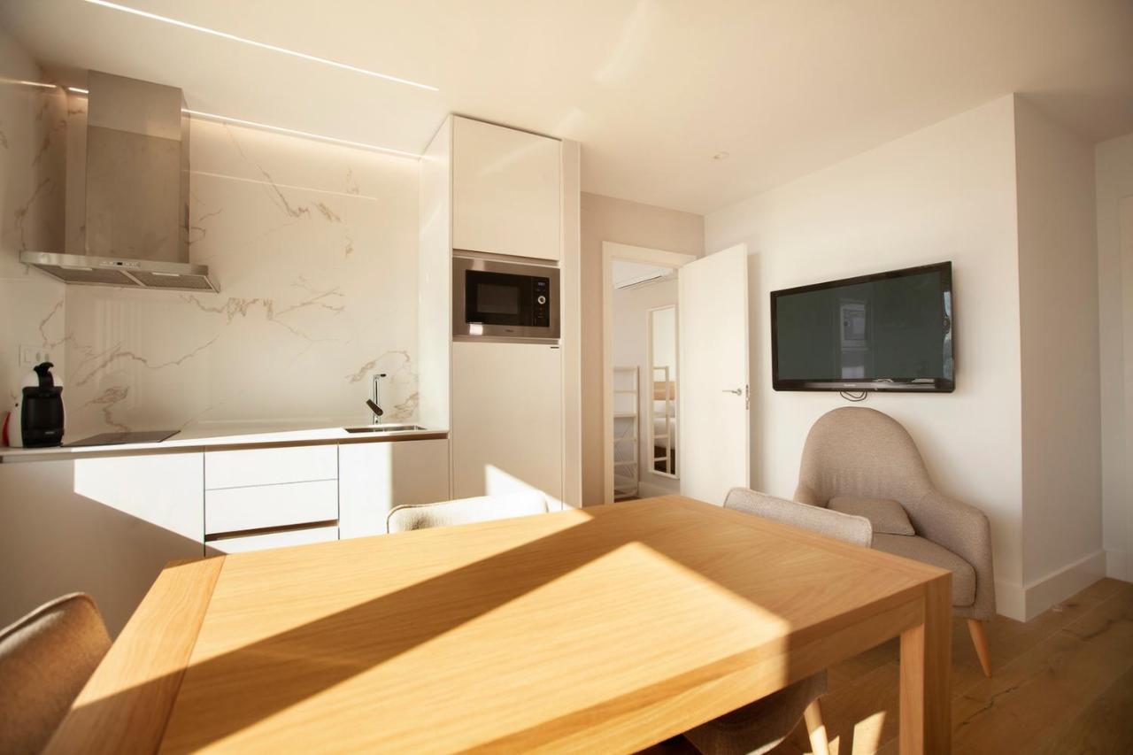 Apartamentos Reina Victoria Santander Esterno foto