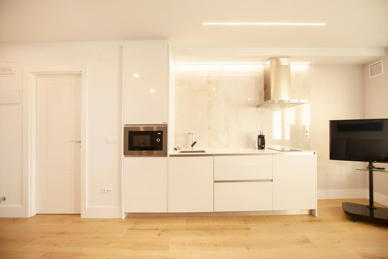 Apartamentos Reina Victoria Santander Esterno foto