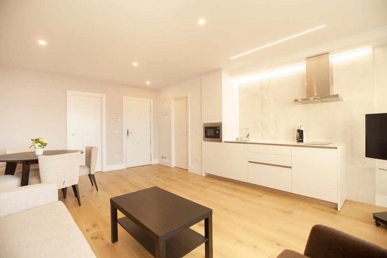 Apartamentos Reina Victoria Santander Esterno foto