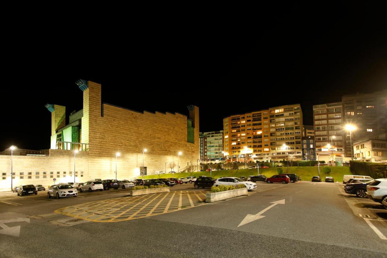 Apartamentos Reina Victoria Santander Esterno foto