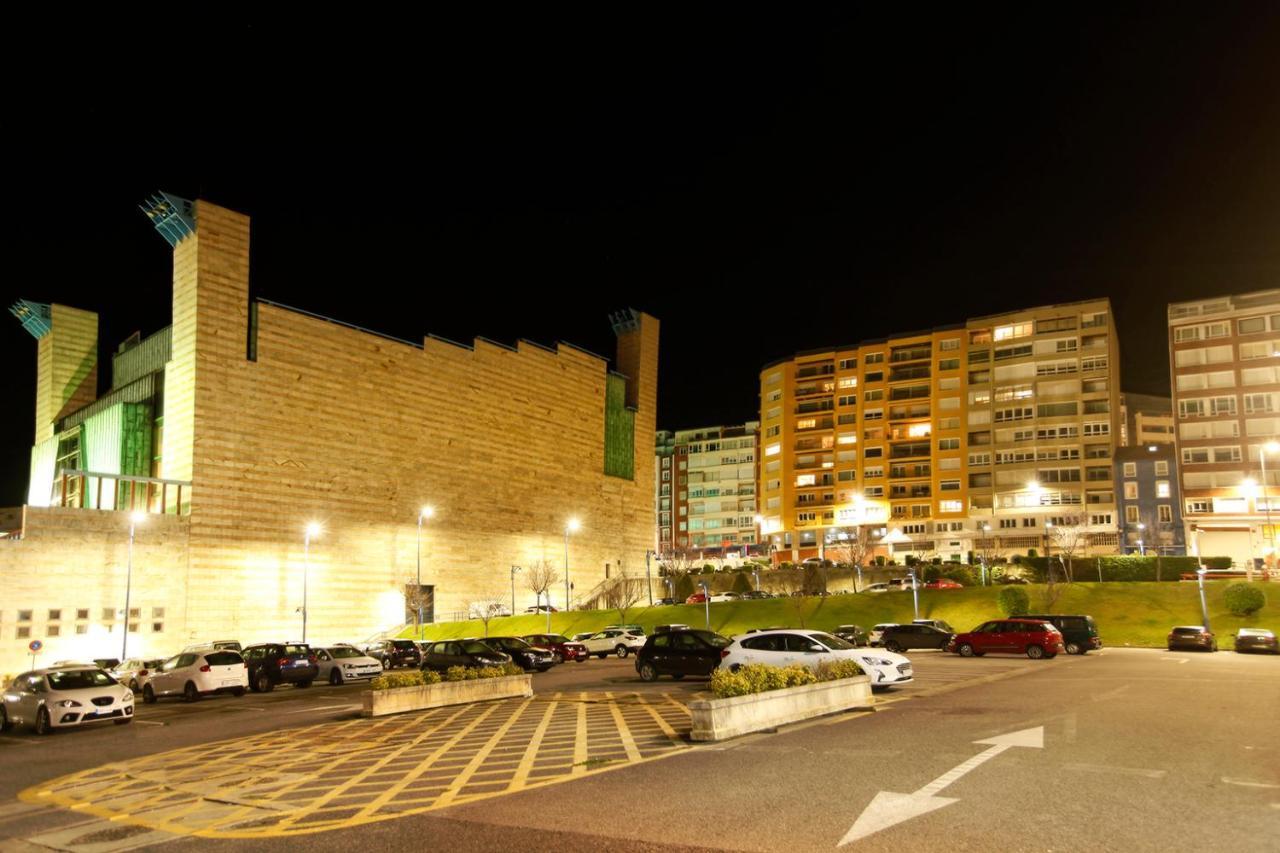 Apartamentos Reina Victoria Santander Esterno foto